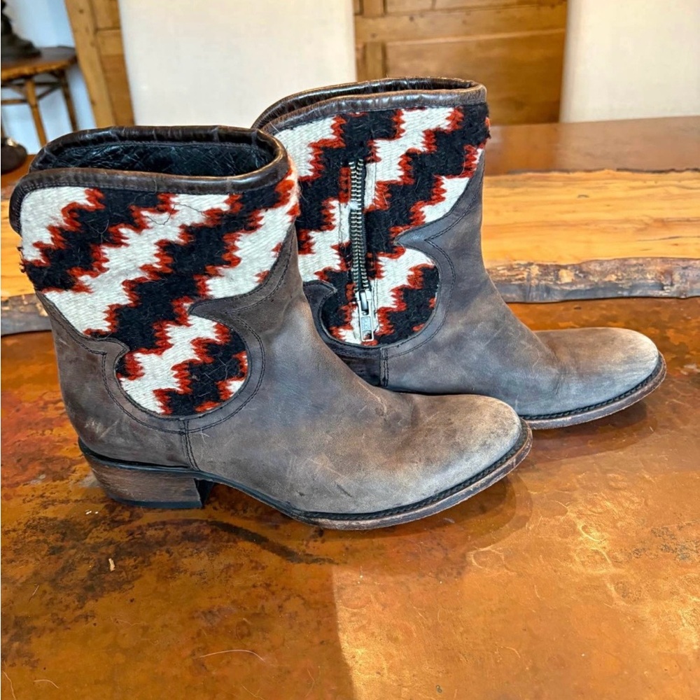 freebird Brown Leather Ankle Boots with Black Interior Size 9